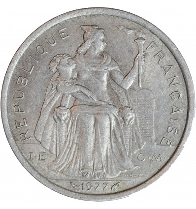 Avers : représentation allégorique de Minerve assise