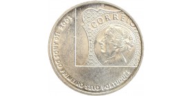 coin d'un timbre avec les armoiries du Portugal