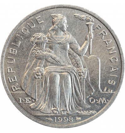 Avers : représentation allégorique de Minerve assise