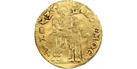 Avers : le doge agenouillé debout Saint Marc debout tenant ensemble l'oriflamme de la République