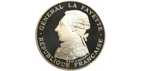 Avers : buste à gauche du marquis de La Fayette en habit militaire