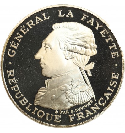 Avers : buste à gauche du marquis de La Fayette en habit militaire