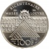 Revers : vue du musée du Louvre et de ses pyramides